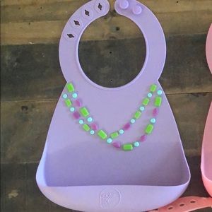 Silicone BPA free bibs